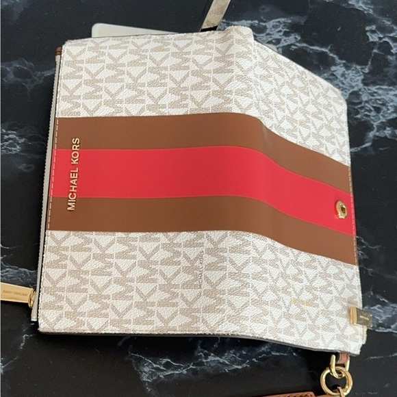 Michael Kors Logo Jet Set Double Zip Wristlet Wallet
Dahlia Red Brown AUTHENTIC - Picture 9 of 11